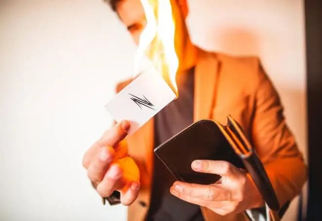 Zaubertricks PYRO Wallet von Adam Wilber Magia Magie Magier Requisiten Close Up Street Illusions Gimmicks + Tutorial