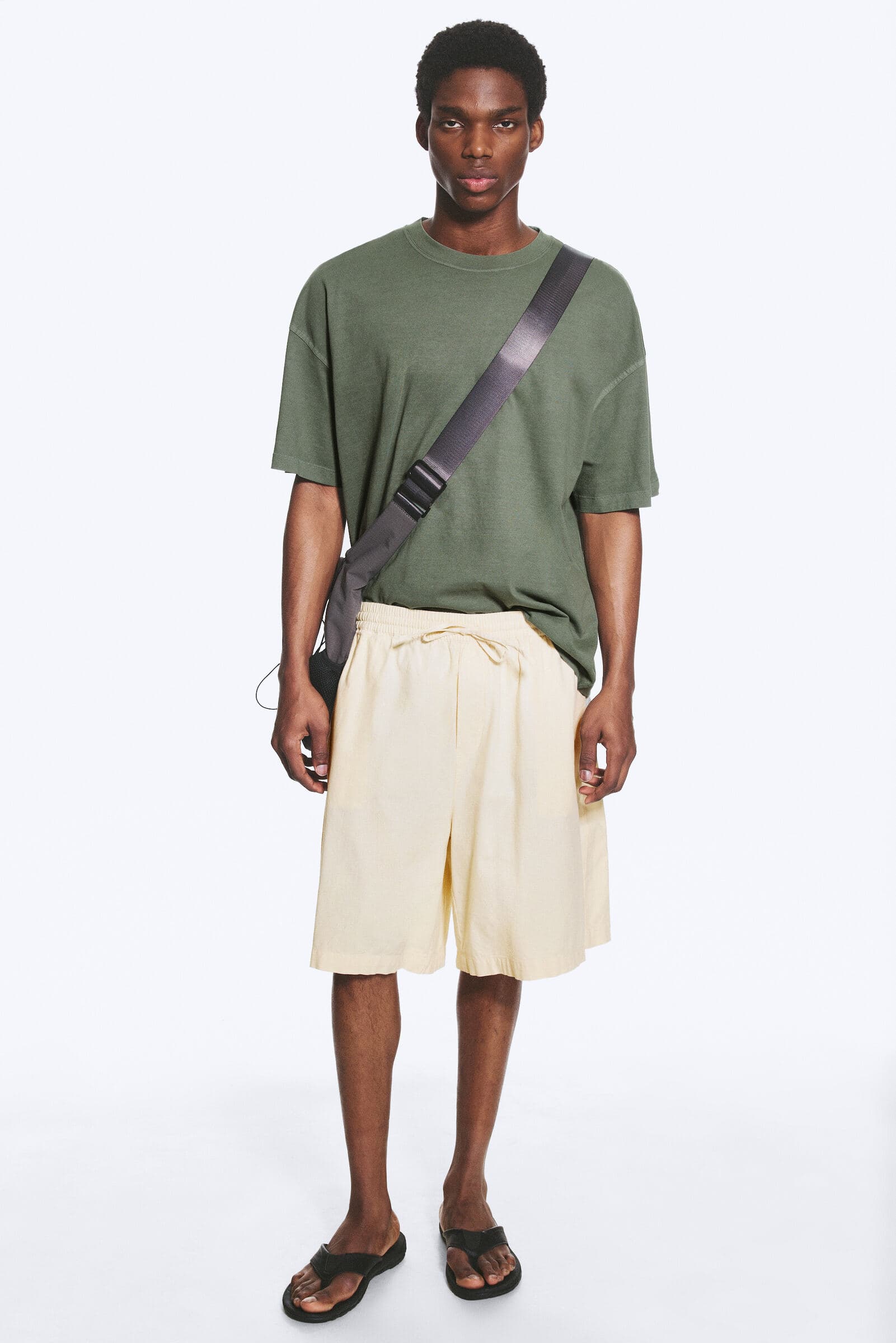 Shorts aus Leinenmischung