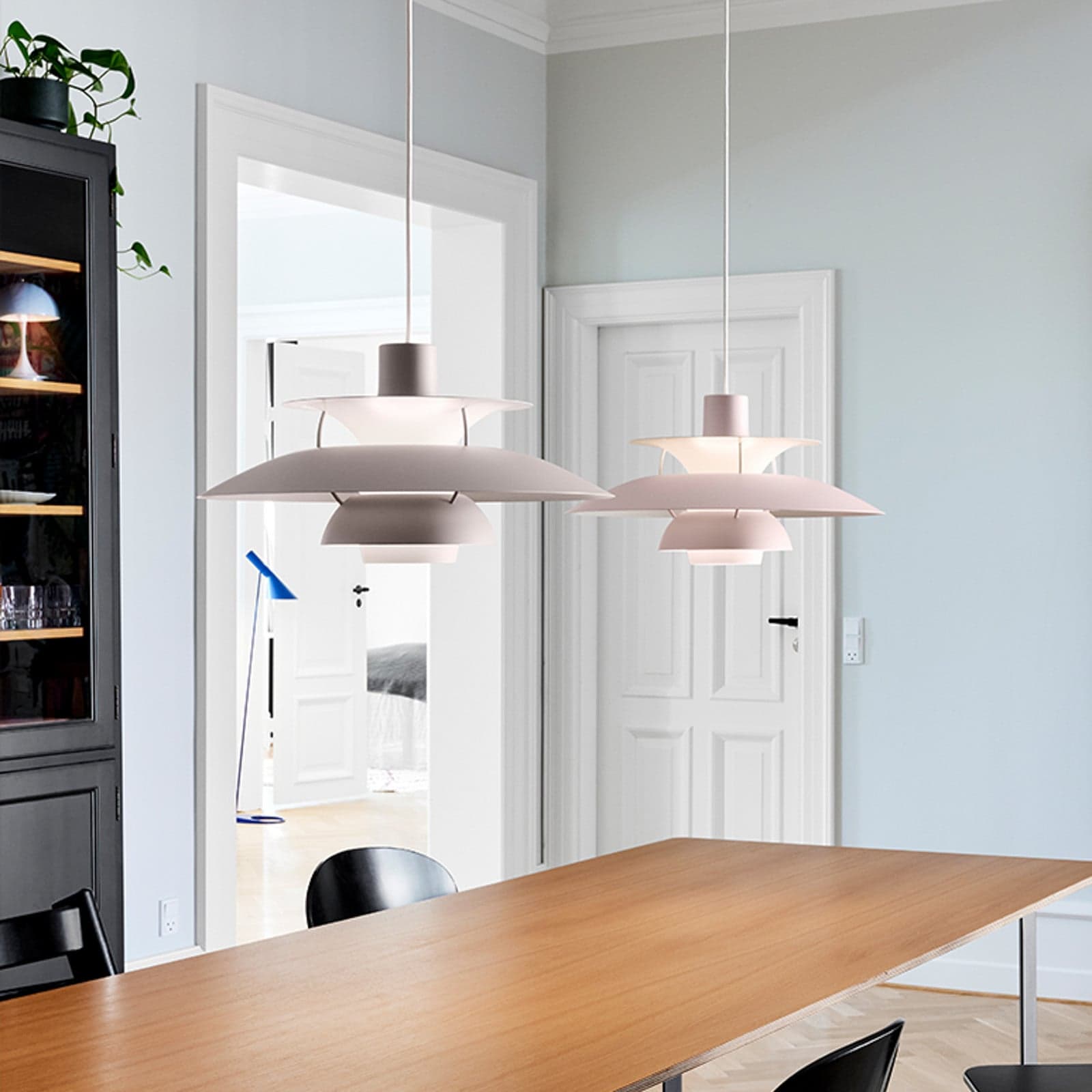 PH 5 Pendelleuchte Monochrome Oyster Grey Louis Poulsen - Wohnzimmer - Design - Metall - Einflammig