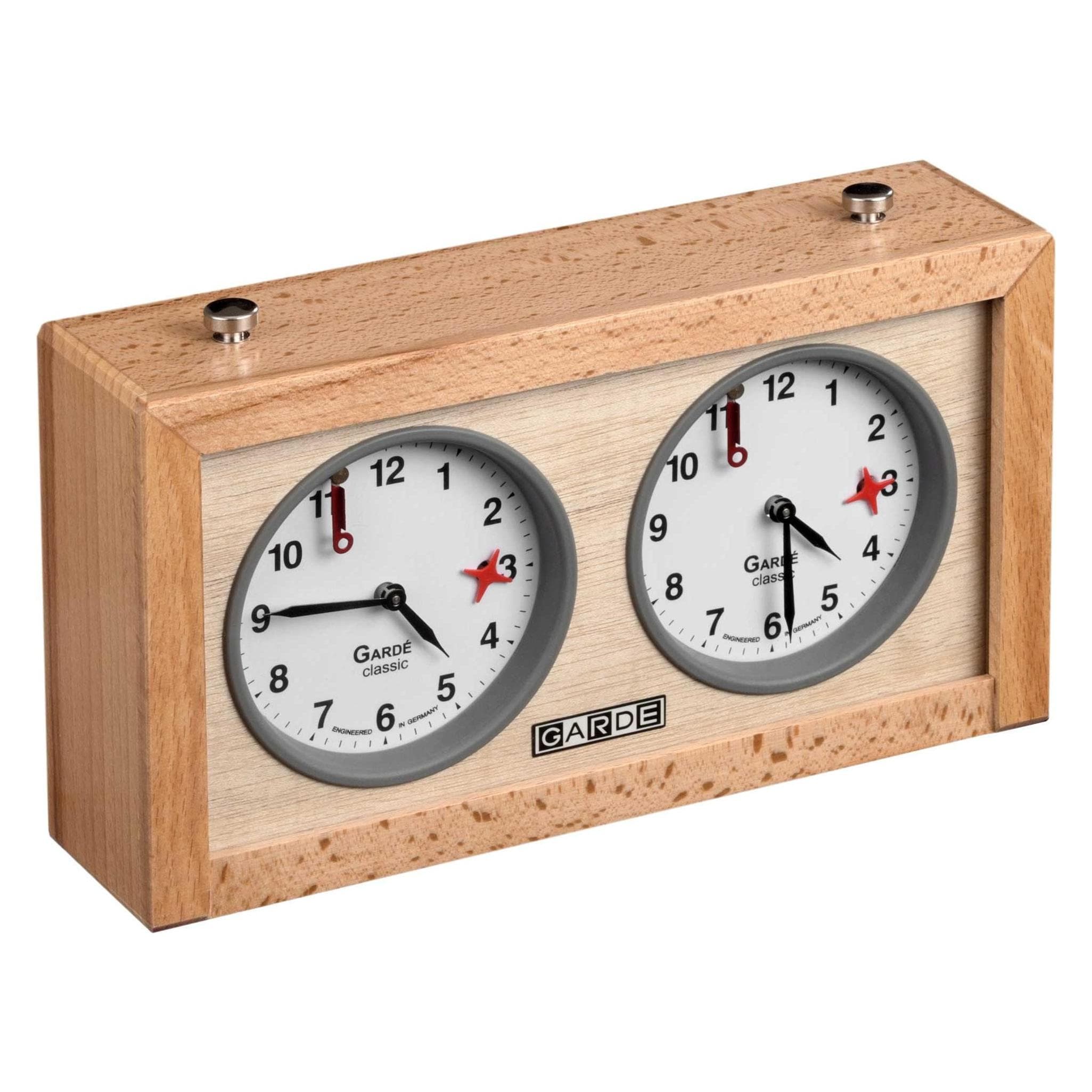 Philos Gardé Houten Schaakklok (mechanisch)